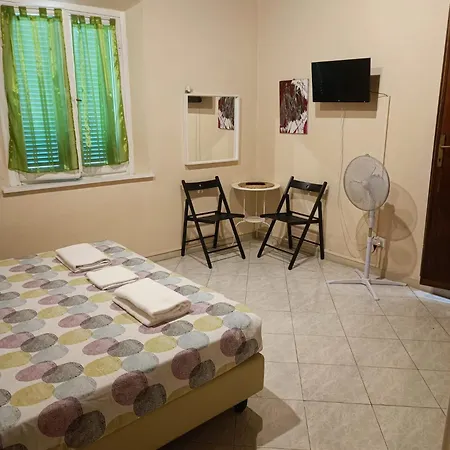 Smile Tower House بيت ضيافة بيزا